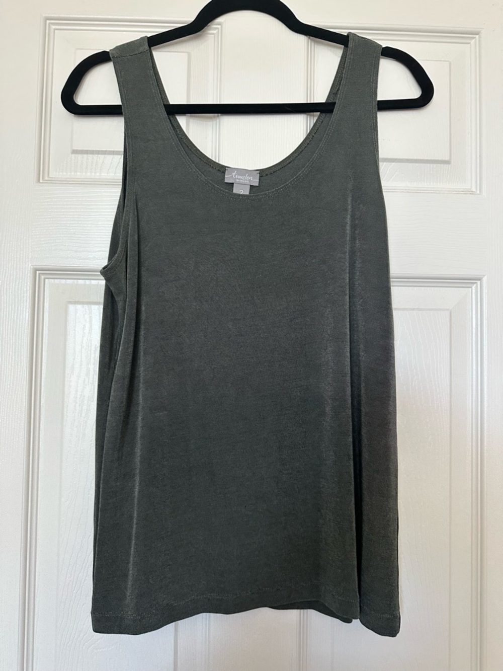 Travelers by Chico’s Olive Green Sleeveless Tank Top